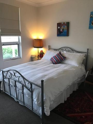 Not Quite The Ritz Bed and Breakfast Adelaide Buitenkant foto